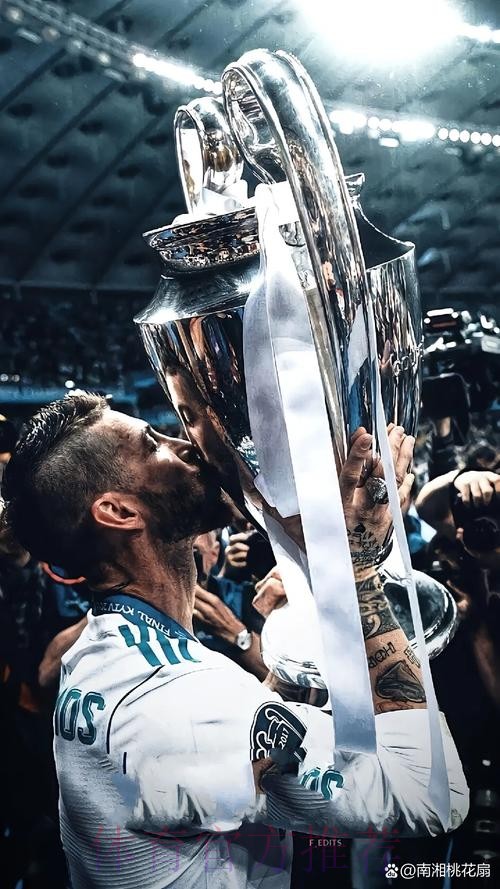 森德罗斯:拉莫斯让人难以置信 他是个伟大中卫 森德罗斯:拉莫斯让人难以置信 他是个伟大中卫